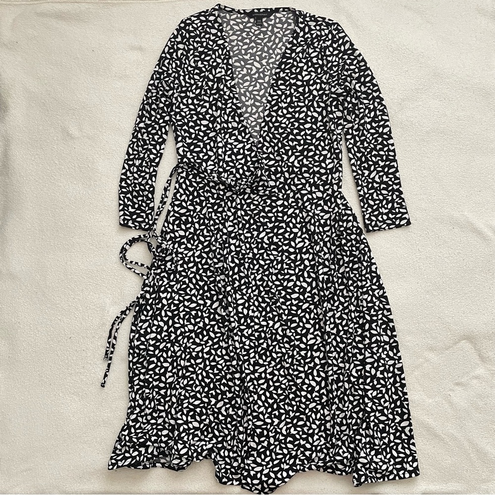 Elegant Black and White Wrap Dress